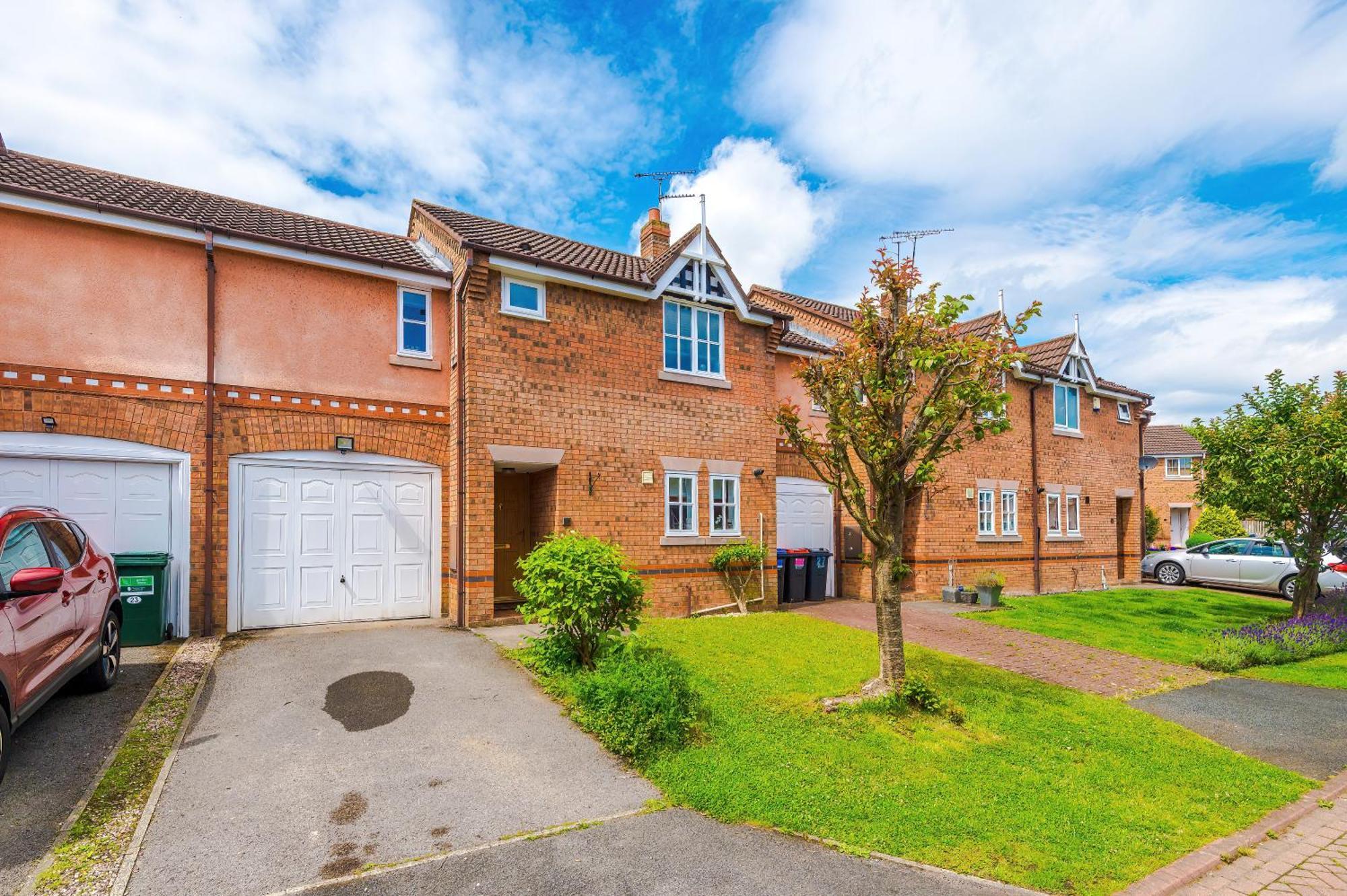 New! Stunning 3-Bed Home In Chester By 53 Degrees Property, Ideal For Groups, Free Parking! エクステリア 写真