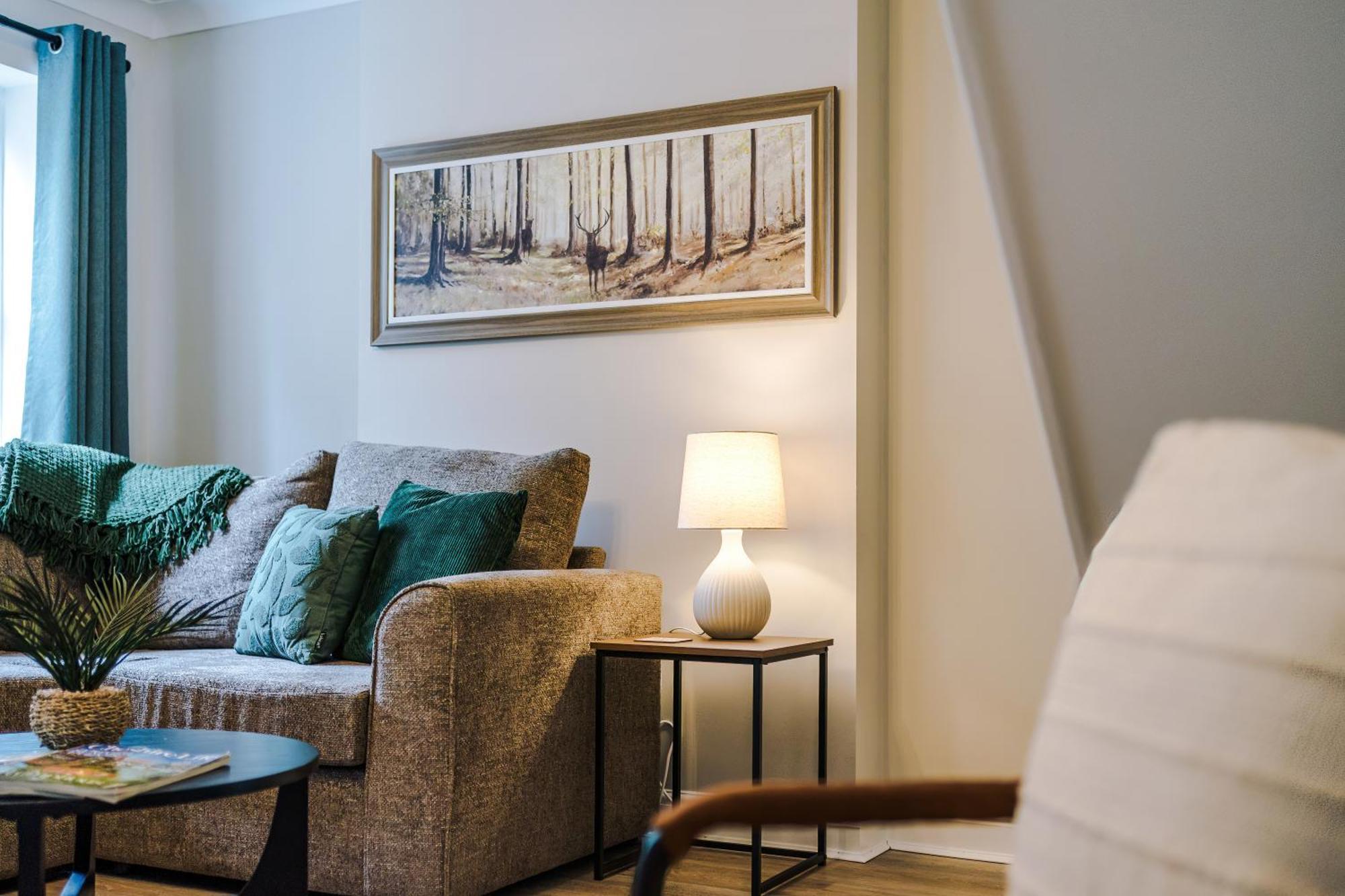 New! Stunning 3-Bed Home In Chester By 53 Degrees Property, Ideal For Groups, Free Parking! エクステリア 写真